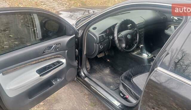 Черный Шкода Суперб, объемом двигателя 2.5 л и пробегом 403 тыс. км за 6500 $, фото 5 на Automoto.ua