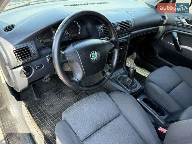 Черный Шкода Суперб, объемом двигателя 1.97 л и пробегом 340 тыс. км за 5600 $, фото 36 на Automoto.ua