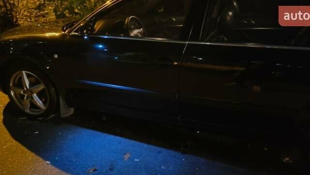 Чорний Шкода Суперб, об'ємом двигуна 1.78 л та пробігом 303 тис. км за 6000 $, фото 13 на Automoto.ua