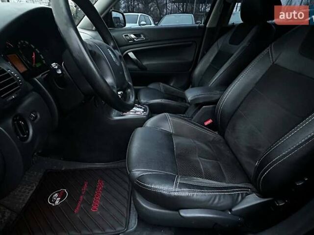 Черный Шкода Суперб, объемом двигателя 1.78 л и пробегом 200 тыс. км за 6600 $, фото 11 на Automoto.ua