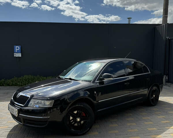 Черный Шкода Суперб, объемом двигателя 2 л и пробегом 210 тыс. км за 6299 $, фото 10 на Automoto.ua
