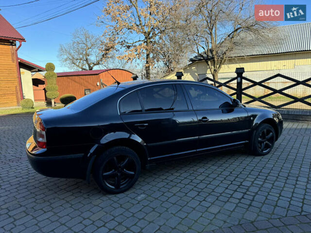 Черный Шкода Суперб, объемом двигателя 1.8 л и пробегом 156 тыс. км за 5700 $, фото 8 на Automoto.ua