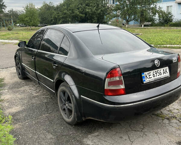 Чорний Шкода Суперб, об'ємом двигуна 2.5 л та пробігом 325 тис. км за 6000 $, фото 3 на Automoto.ua