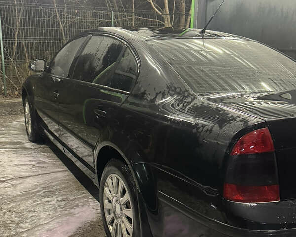 Черный Шкода Суперб, объемом двигателя 1.78 л и пробегом 337 тыс. км за 6500 $, фото 3 на Automoto.ua