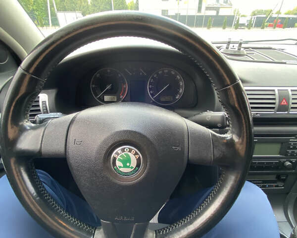 Черный Шкода Суперб, объемом двигателя 1.97 л и пробегом 330 тыс. км за 7200 $, фото 18 на Automoto.ua