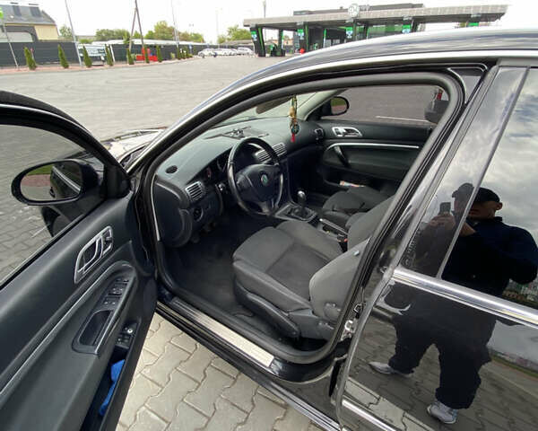 Черный Шкода Суперб, объемом двигателя 1.97 л и пробегом 330 тыс. км за 7200 $, фото 11 на Automoto.ua