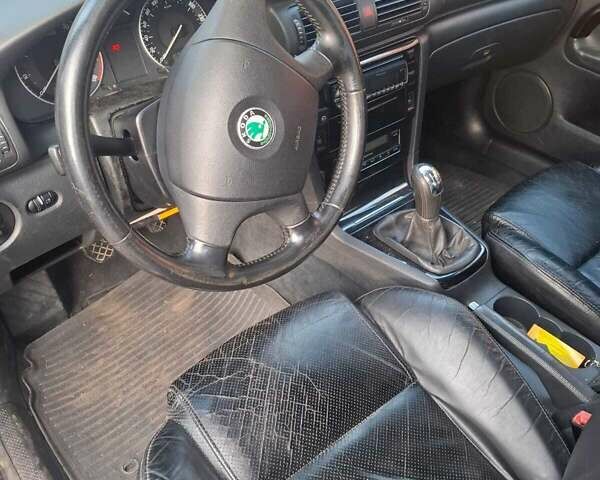 Черный Шкода Суперб, объемом двигателя 1.78 л и пробегом 170 тыс. км за 6000 $, фото 7 на Automoto.ua