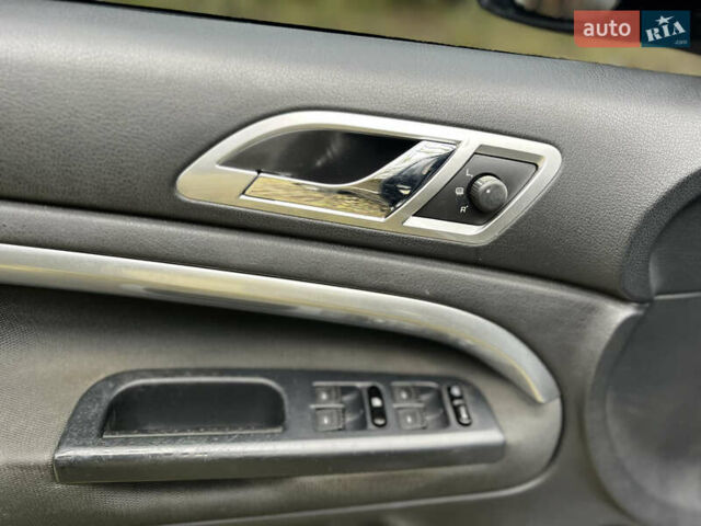 Шкода Суперб 2007 у Києві на Automoto.ua Чорний Шкода Суперб, об'ємом двигуна 1.8 л та пробігом 231 тис. км за 7300 $, фото 57 на Automoto.ua