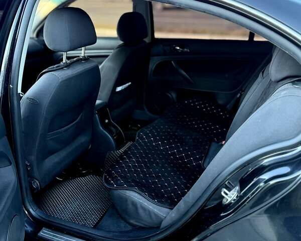 Черный Шкода Суперб, объемом двигателя 1.9 л и пробегом 335 тыс. км за 6000 $, фото 9 на Automoto.ua