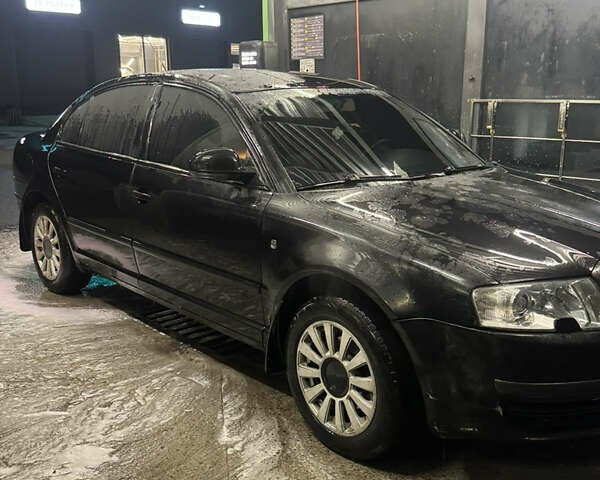 Черный Шкода Суперб, объемом двигателя 1.78 л и пробегом 337 тыс. км за 6500 $, фото 1 на Automoto.ua