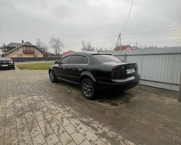 Черный Шкода Суперб, объемом двигателя 1.9 л и пробегом 291 тыс. км за 7000 $, фото 3 на Automoto.ua