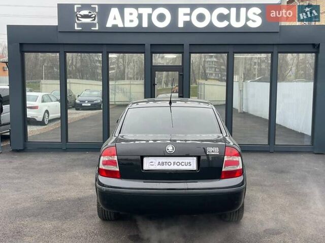 Черный Шкода Суперб, объемом двигателя 1.8 л и пробегом 261 тыс. км за 7990 $, фото 6 на Automoto.ua