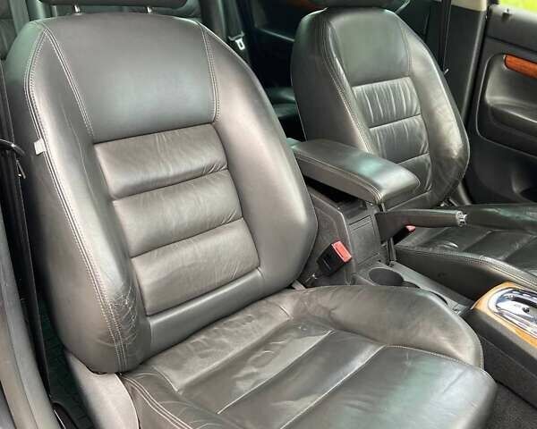 Черный Шкода Суперб, объемом двигателя 2.5 л и пробегом 289 тыс. км за 6300 $, фото 7 на Automoto.ua