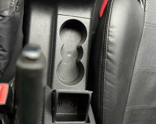 Шкода Суперб 2007 у Києві на Automoto.ua Чорний Шкода Суперб, об'ємом двигуна 1.8 л та пробігом 231 тис. км за 7300 $, фото 56 на Automoto.ua