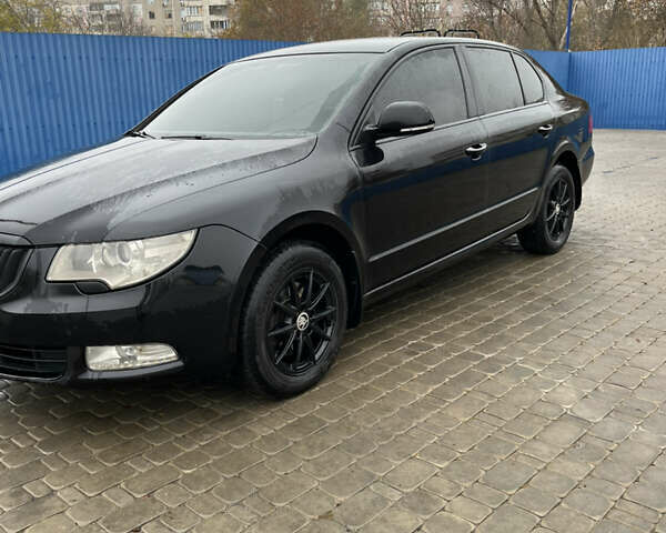 Черный Шкода Суперб, объемом двигателя 1.8 л и пробегом 165 тыс. км за 7800 $, фото 13 на Automoto.ua