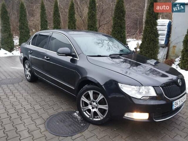 Черный Шкода Суперб, объемом двигателя 1.97 л и пробегом 369 тыс. км за 7690 $, фото 1 на Automoto.ua