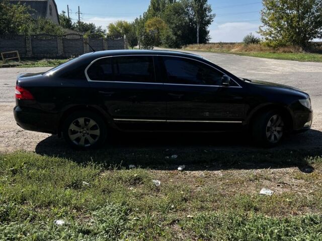 Черный Шкода Суперб, объемом двигателя 1.8 л и пробегом 202 тыс. км за 7999 $, фото 7 на Automoto.ua