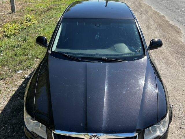 Черный Шкода Суперб, объемом двигателя 1.8 л и пробегом 202 тыс. км за 7999 $, фото 1 на Automoto.ua