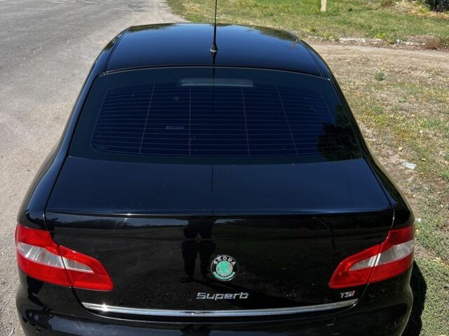 Черный Шкода Суперб, объемом двигателя 1.8 л и пробегом 202 тыс. км за 7999 $, фото 4 на Automoto.ua