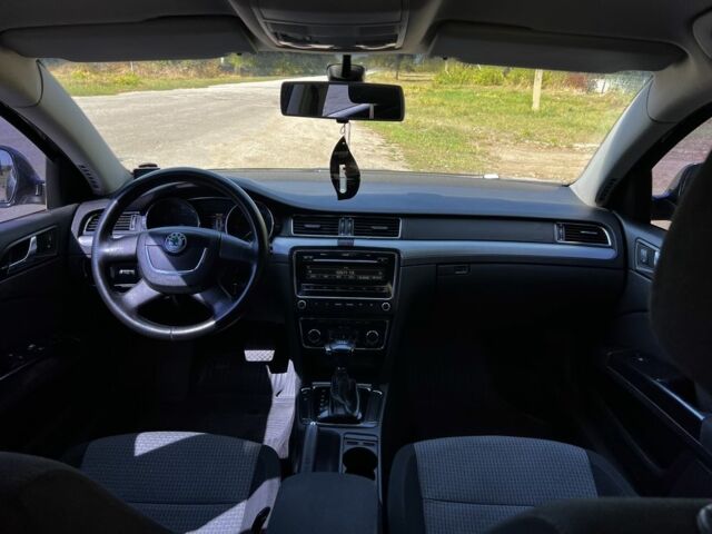 Черный Шкода Суперб, объемом двигателя 1.8 л и пробегом 202 тыс. км за 7999 $, фото 11 на Automoto.ua