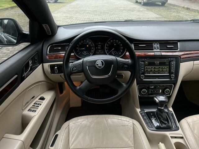 Чорний Шкода Суперб, об'ємом двигуна 2 л та пробігом 300 тис. км за 7800 $, фото 18 на Automoto.ua