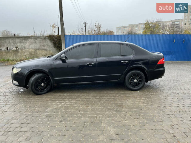Черный Шкода Суперб, объемом двигателя 1.8 л и пробегом 165 тыс. км за 7800 $, фото 2 на Automoto.ua