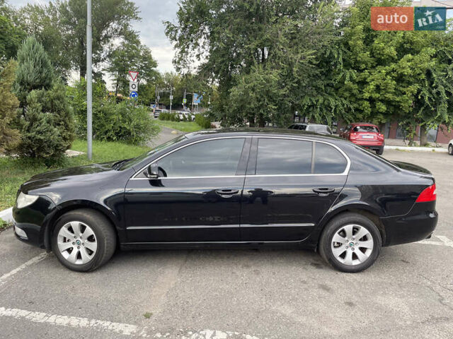 Чорний Шкода Суперб, об'ємом двигуна 1.8 л та пробігом 237 тис. км за 9000 $, фото 4 на Automoto.ua