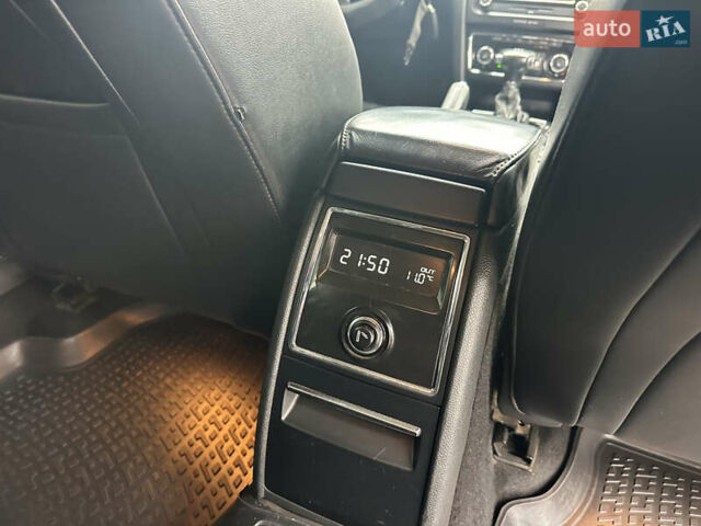 Чорний Шкода Суперб, об'ємом двигуна 1.97 л та пробігом 257 тис. км за 7700 $, фото 23 на Automoto.ua