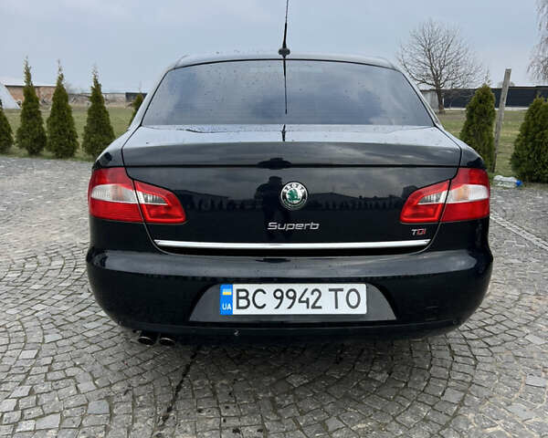 Чорний Шкода Суперб, об'ємом двигуна 2.01 л та пробігом 213 тис. км за 7800 $, фото 5 на Automoto.ua