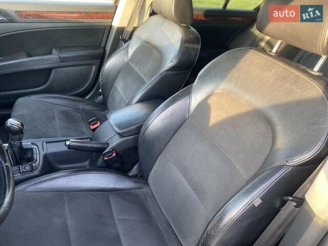 Чорний Шкода Суперб, об'ємом двигуна 1.8 л та пробігом 276 тис. км за 7500 $, фото 4 на Automoto.ua