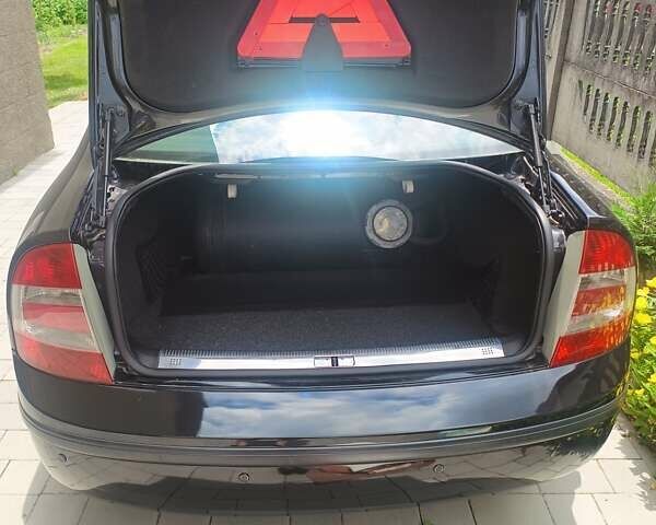 Черный Шкода Суперб, объемом двигателя 1.8 л и пробегом 190 тыс. км за 6200 $, фото 11 на Automoto.ua