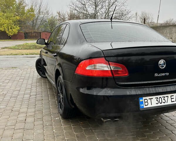 Черный Шкода Суперб, объемом двигателя 1.8 л и пробегом 165 тыс. км за 7800 $, фото 4 на Automoto.ua