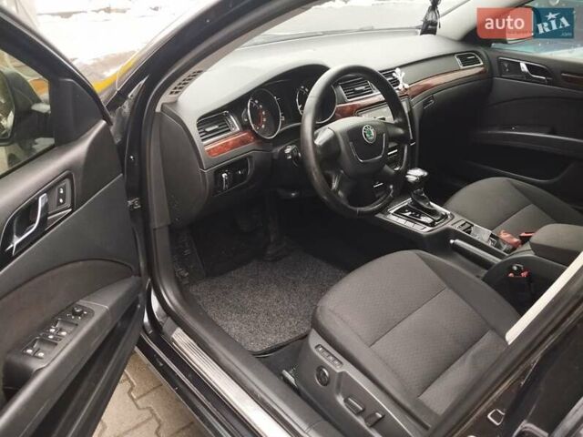 Черный Шкода Суперб, объемом двигателя 1.97 л и пробегом 369 тыс. км за 7690 $, фото 37 на Automoto.ua
