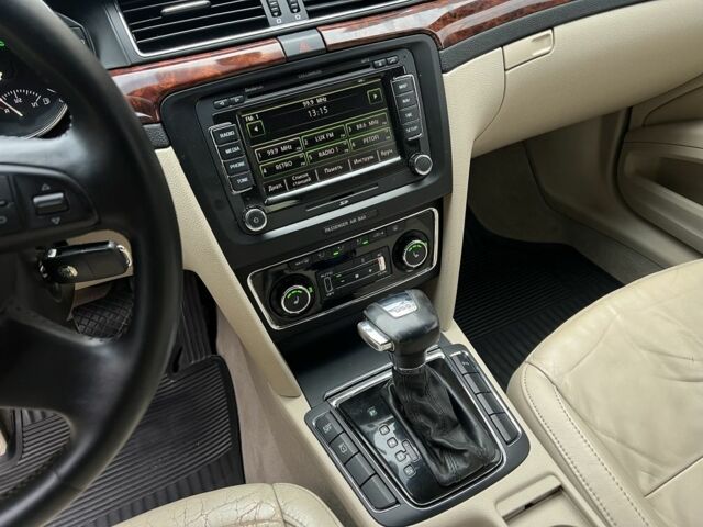 Чорний Шкода Суперб, об'ємом двигуна 2 л та пробігом 300 тис. км за 7800 $, фото 14 на Automoto.ua