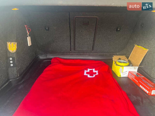 Черный Шкода Суперб, объемом двигателя 2 л и пробегом 286 тыс. км за 8300 $, фото 9 на Automoto.ua