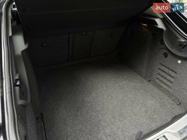 Черный Шкода Суперб, объемом двигателя 1.8 л и пробегом 277 тыс. км за 8300 $, фото 17 на Automoto.ua