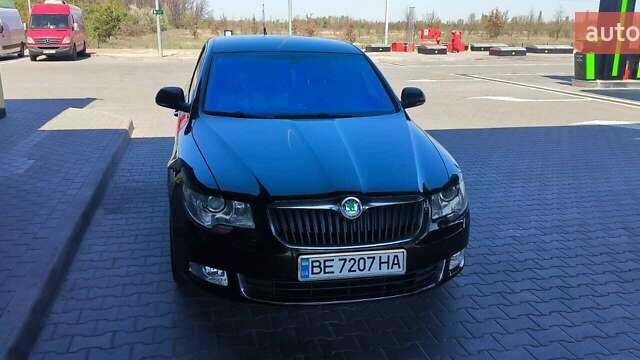 Чорний Шкода Суперб, об'ємом двигуна 2 л та пробігом 255 тис. км за 9700 $, фото 3 на Automoto.ua