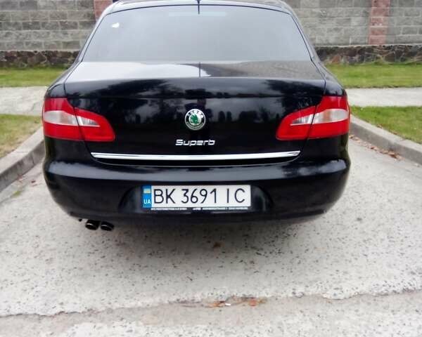 Черный Шкода Суперб, объемом двигателя 1.8 л и пробегом 227 тыс. км за 7800 $, фото 6 на Automoto.ua