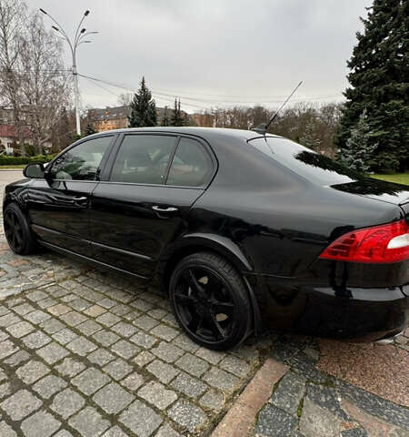 Черный Шкода Суперб, объемом двигателя 3.58 л и пробегом 231 тыс. км за 8900 $, фото 5 на Automoto.ua