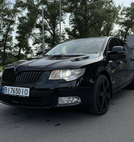 Черный Шкода Суперб, объемом двигателя 3.58 л и пробегом 227 тыс. км за 9500 $, фото 1 на Automoto.ua