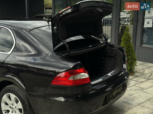 Черный Шкода Суперб, объемом двигателя 1.8 л и пробегом 277 тыс. км за 8300 $, фото 15 на Automoto.ua