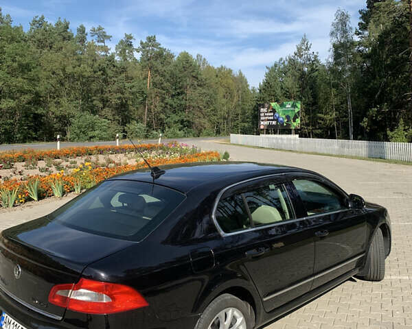 Шкода Суперб 2009 в Коростене на Automoto.ua Черный Шкода Суперб, объемом двигателя 1.97 л и пробегом 283 тыс. км за 9500 $, фото 4 на Automoto.ua