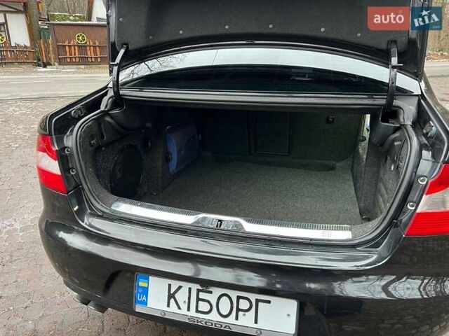 Черный Шкода Суперб, объемом двигателя 1.9 л и пробегом 221 тыс. км за 8200 $, фото 38 на Automoto.ua