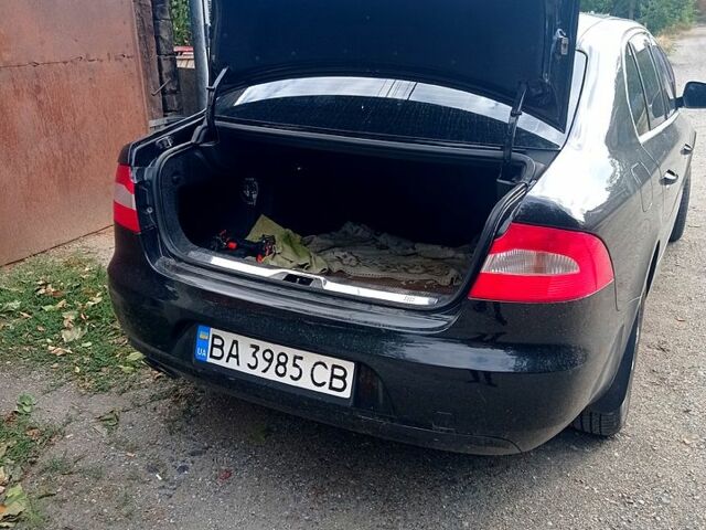 Черный Шкода Суперб, объемом двигателя 1.8 л и пробегом 210 тыс. км за 7500 $, фото 5 на Automoto.ua