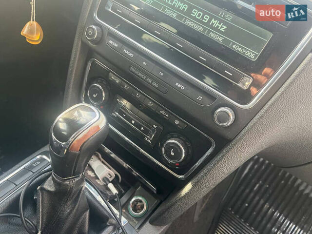 Черный Шкода Суперб, объемом двигателя 2 л и пробегом 286 тыс. км за 8300 $, фото 5 на Automoto.ua