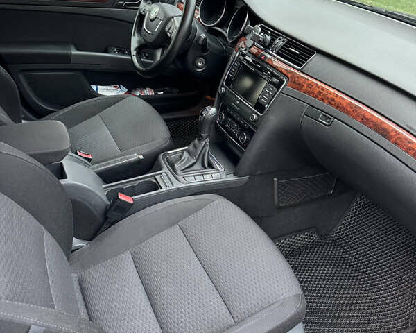 Черный Шкода Суперб, объемом двигателя 1.97 л и пробегом 261 тыс. км за 11700 $, фото 9 на Automoto.ua