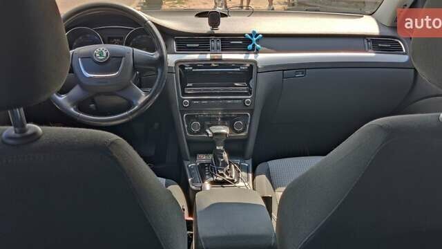 Чорний Шкода Суперб, об'ємом двигуна 1.8 л та пробігом 182 тис. км за 9000 $, фото 1 на Automoto.ua
