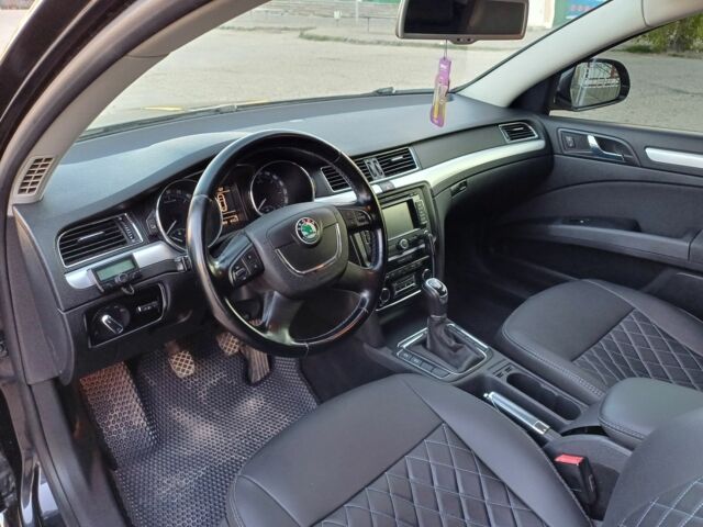 Черный Шкода Суперб, объемом двигателя 1.9 л и пробегом 250 тыс. км за 11999 $, фото 10 на Automoto.ua