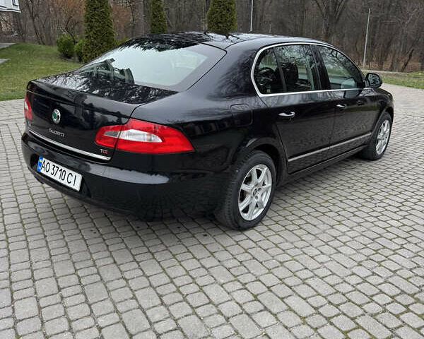 Черный Шкода Суперб, объемом двигателя 1.97 л и пробегом 261 тыс. км за 11700 $, фото 4 на Automoto.ua