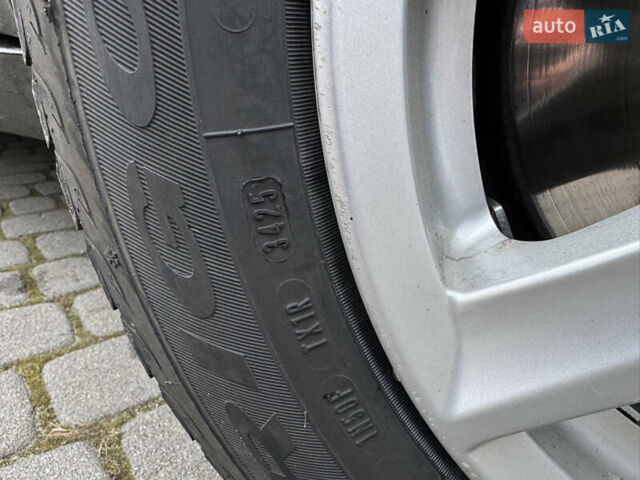 Черный Шкода Суперб, объемом двигателя 1.97 л и пробегом 261 тыс. км за 11700 $, фото 23 на Automoto.ua